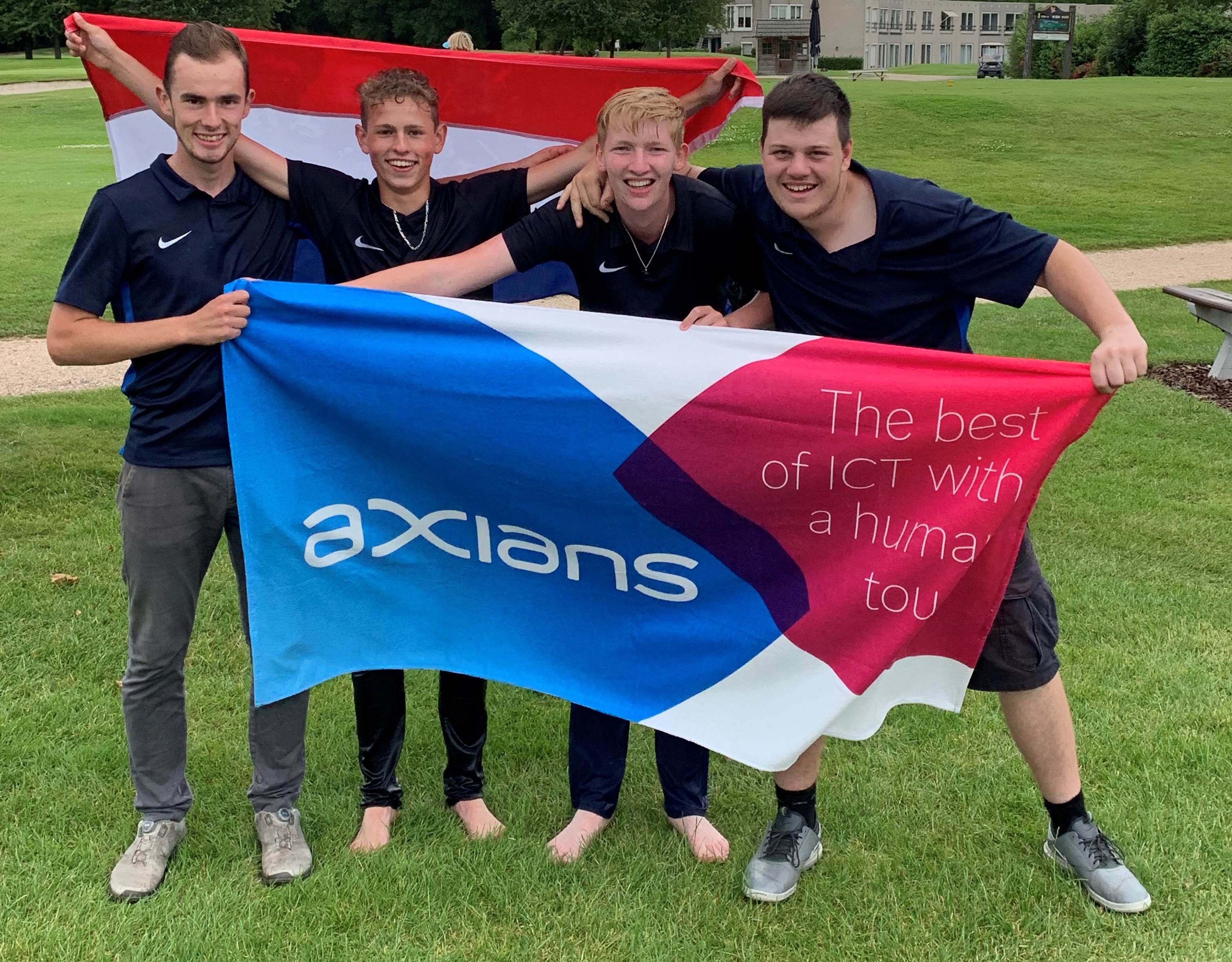 Het jeugdteam van De Compagnie Nederlands kampioen 18 holes