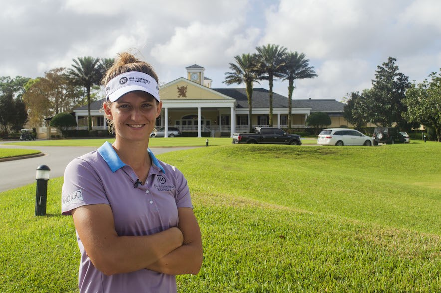 Anne van Dam woont en golft veel in Orlando